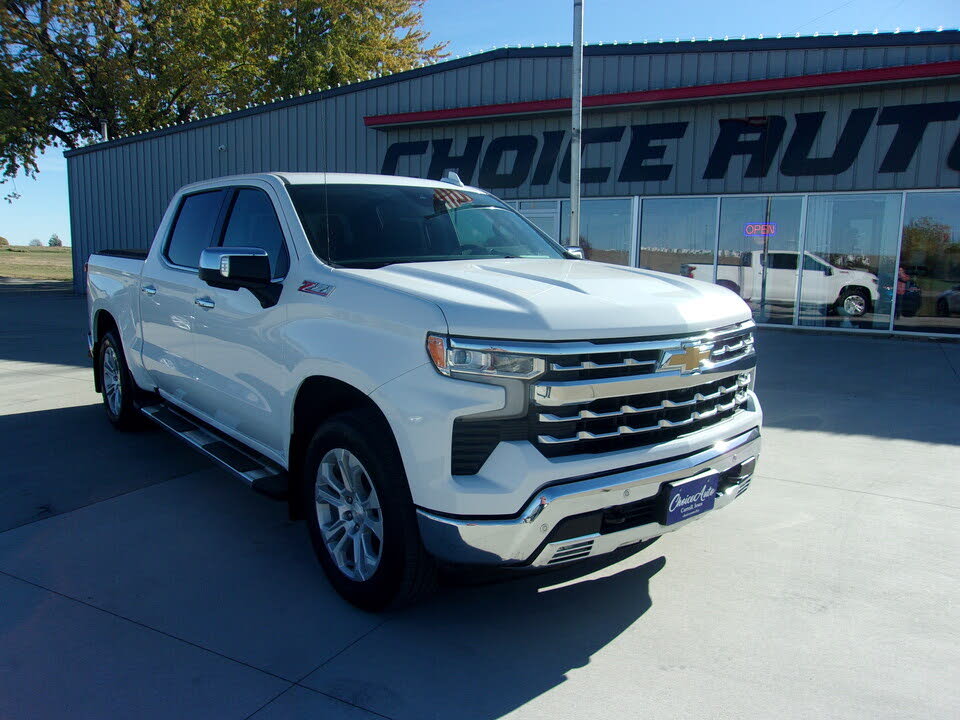 2023 Chevrolet Silverado 1500 LTZ Crew Cab 4WD