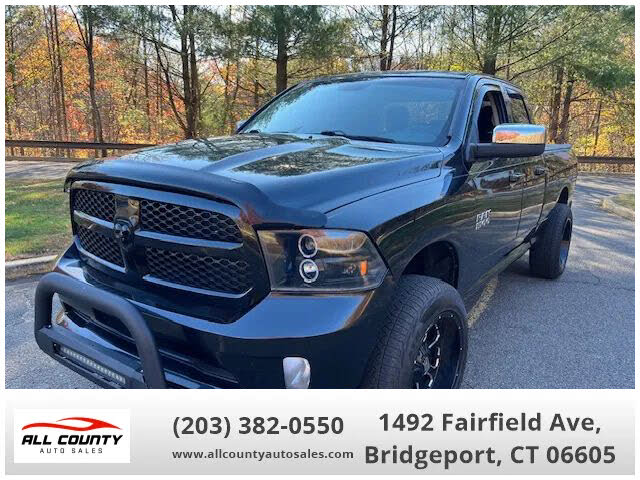 2016 RAM 1500 Express Quad Cab 4WD