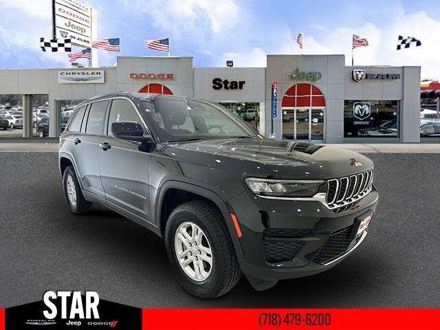 2024 Jeep Grand Cherokee Laredo 4WD