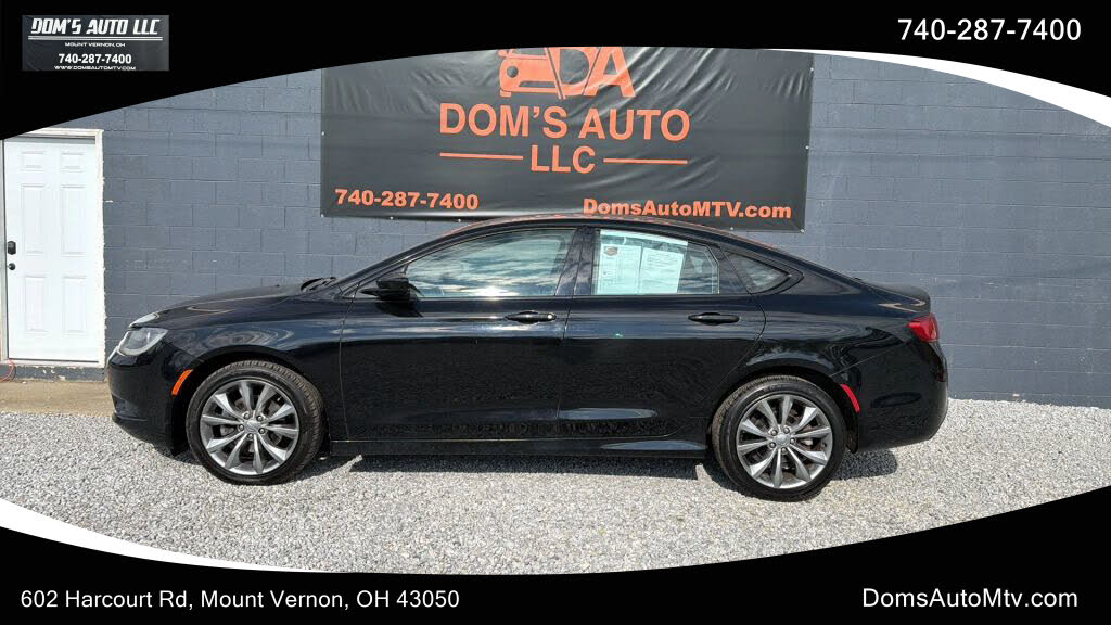 2016 Chrysler 200 S Sedan FWD