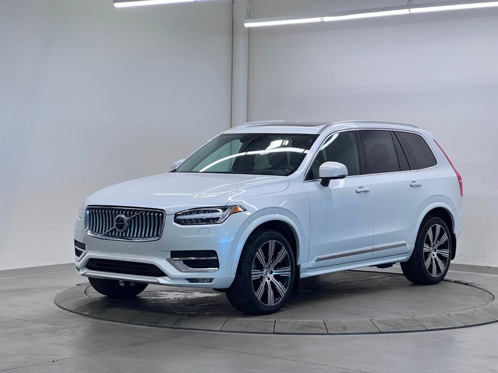 2022 Volvo XC90 T6 Inscription 7-Passenger AWD