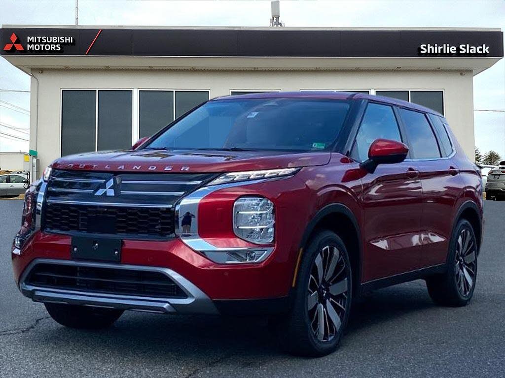 2025 Mitsubishi Outlander SE FWD