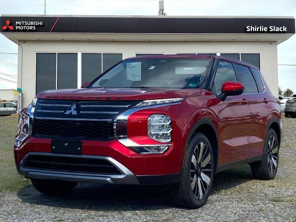 2025 Mitsubishi Outlander SE FWD