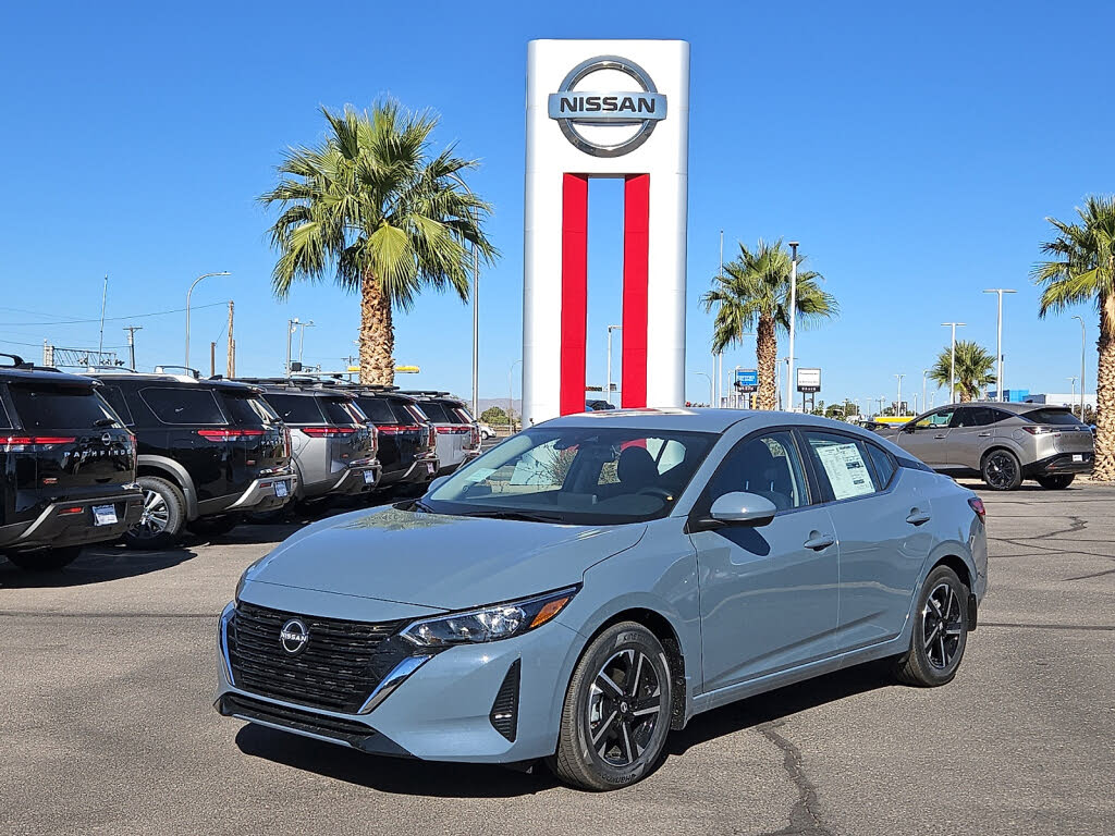 2025 Nissan Sentra SV FWD