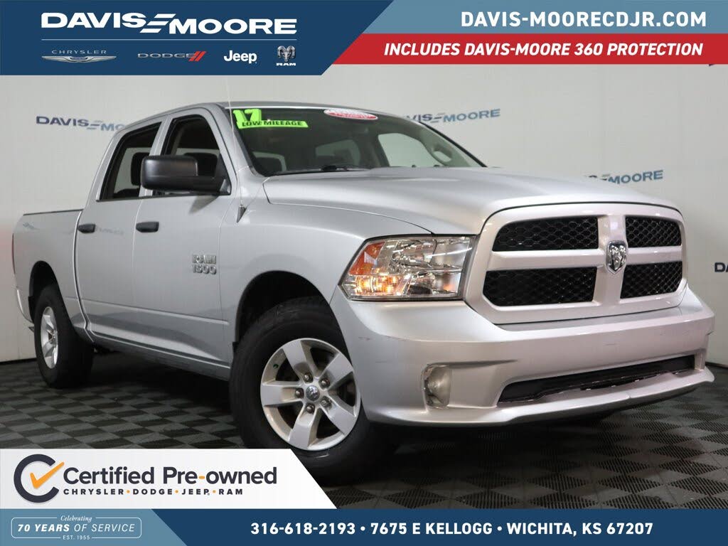 2017 RAM 1500 Express Crew Cab RWD