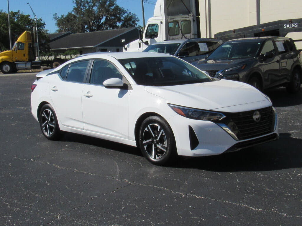 2024 Nissan Sentra SV FWD