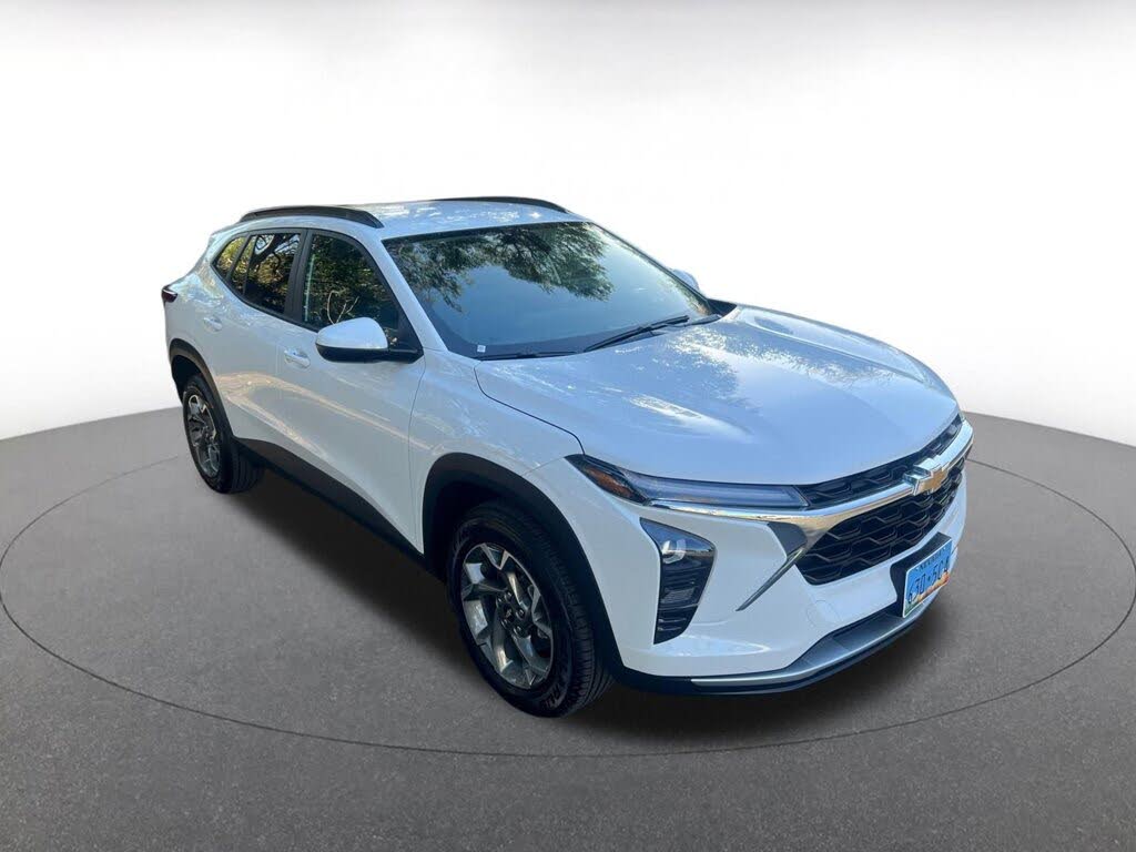 2025 Chevrolet Trax LT FWD