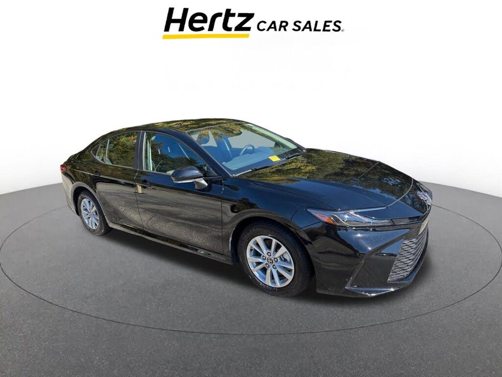 2025 Toyota Camry LE FWD