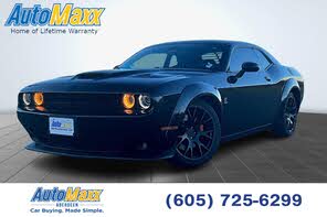 Dodge Challenger R/T Scat Pack RWD