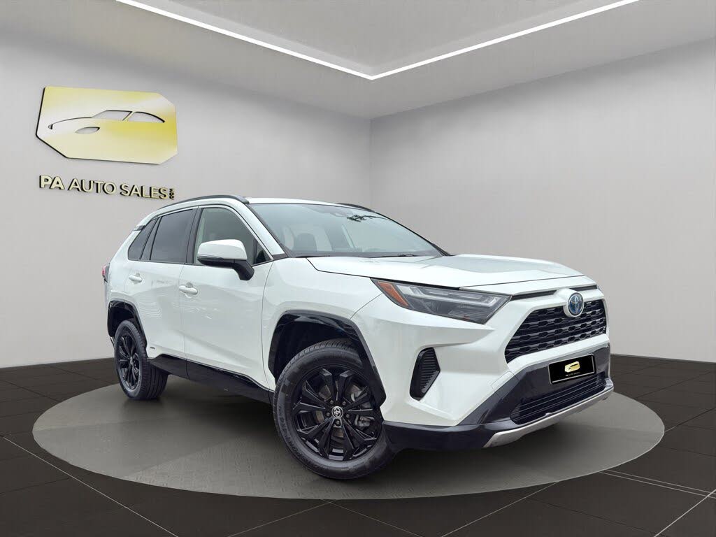 2022 Toyota RAV4 Hybrid SE AWD
