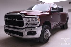 RAM 3500 Big Horn Regular Cab LB DRW RWD
