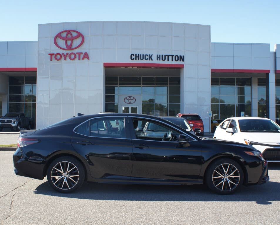 2023 Toyota Camry SE FWD