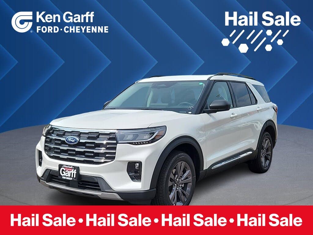 2025 Ford Explorer Active AWD