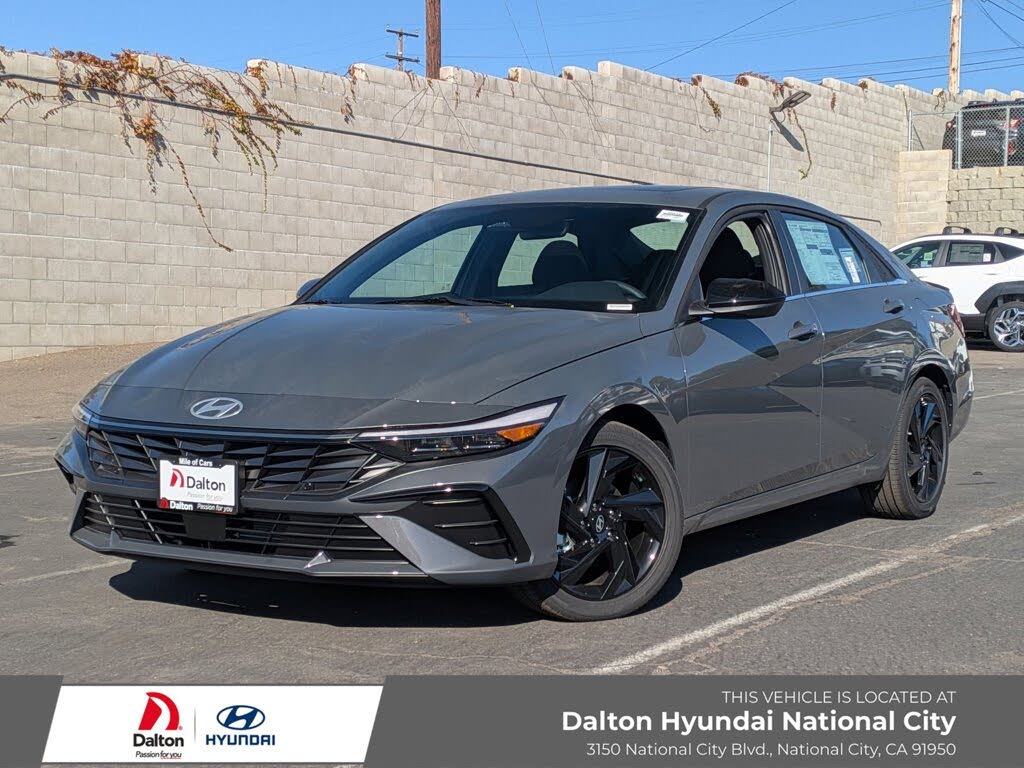 2026 Hyundai Elantra SEL Sport Premium FWD