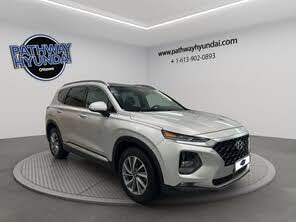 Hyundai Santa Fe 2.0T Luxury AWD with Dark Chrome Accent