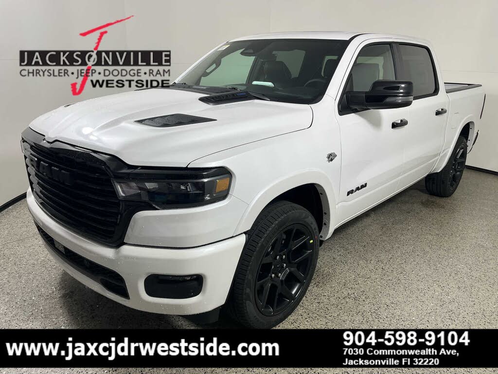 2026 RAM 1500 Laramie Crew Cab 4WD