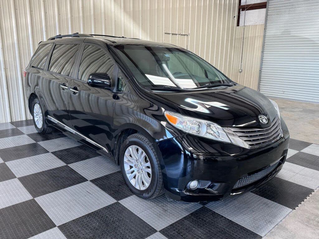 2015 Toyota Sienna Limited 7-Passenger