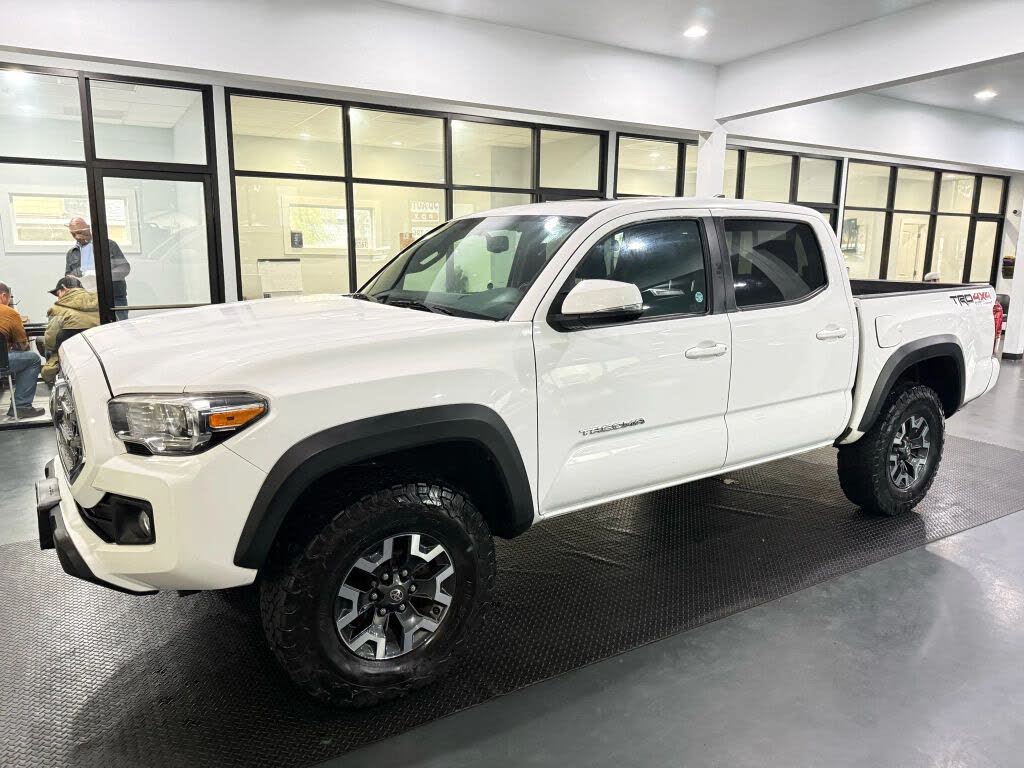 2016 Toyota Tacoma Double Cab V6 TRD Off Road 4WD