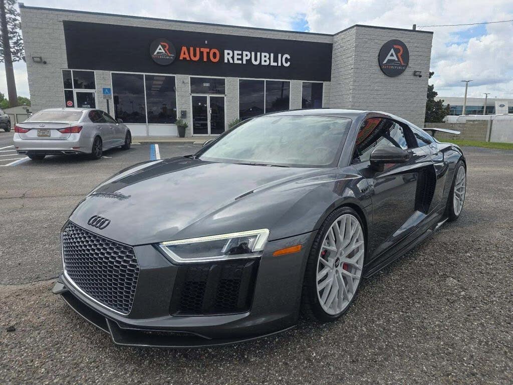 2018 Audi R8 quattro V10 Coupe AWD