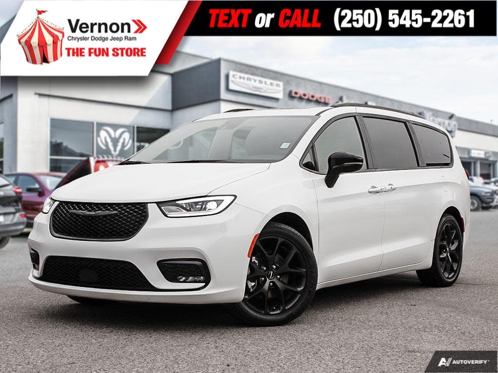 Chrysler Pacifica Touring L FWD 2024