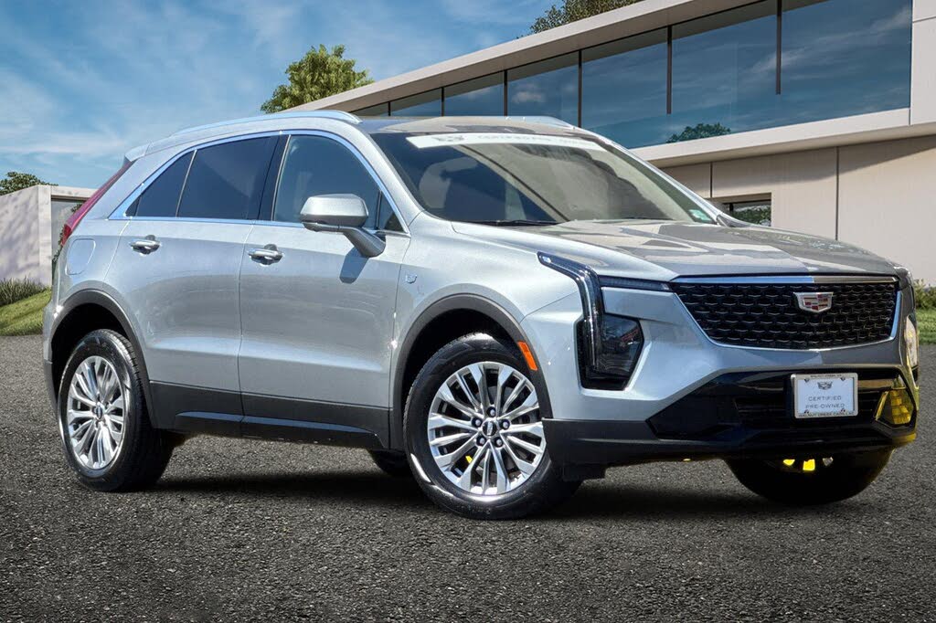 2025 Cadillac XT4 Premium Luxury AWD