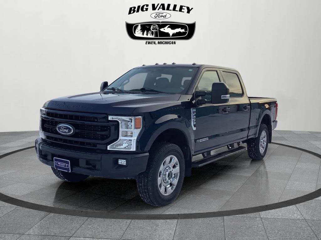2022 Ford F-250 Super Duty Lariat Crew Cab 4WD