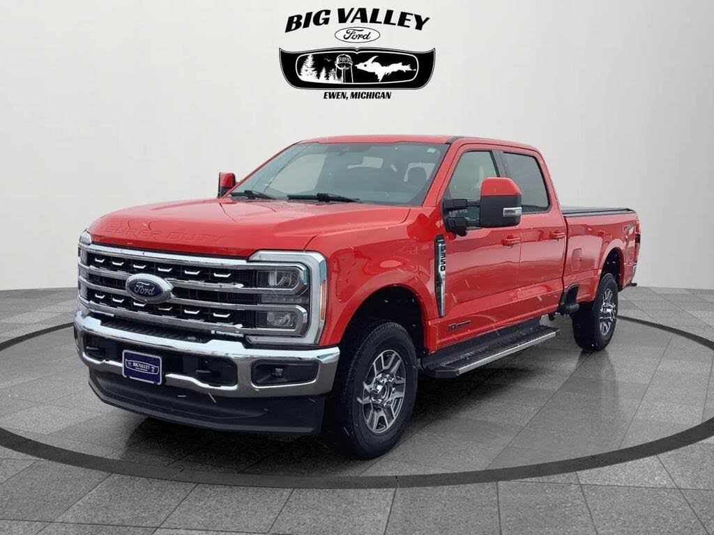 2023 Ford F-350 Super Duty Lariat Crew Cab LB 4WD