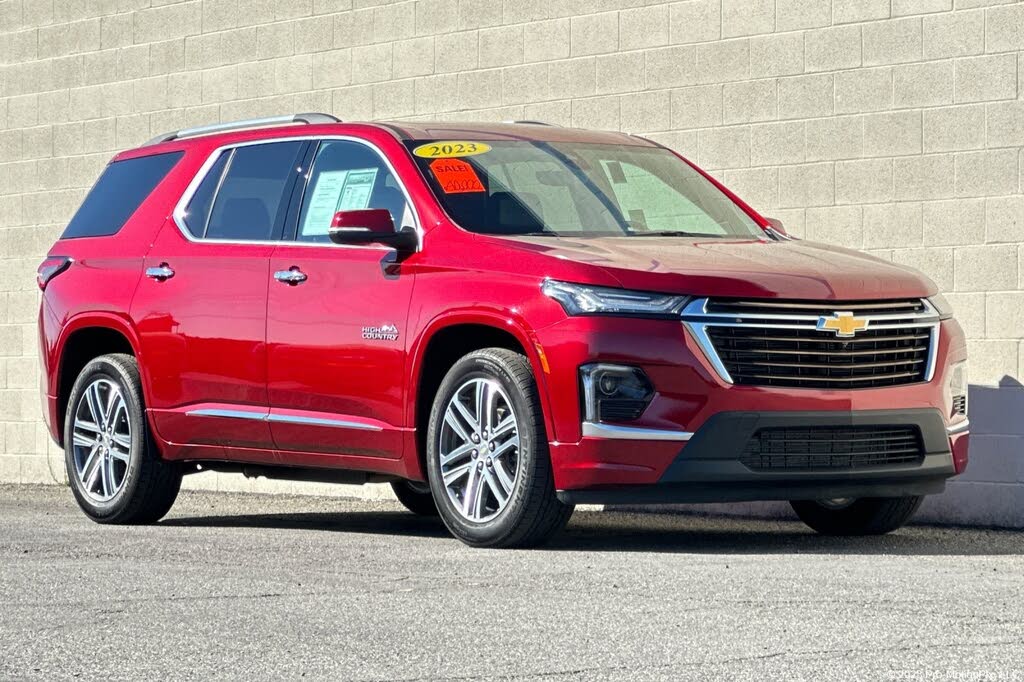 2023 Chevrolet Traverse High Country FWD