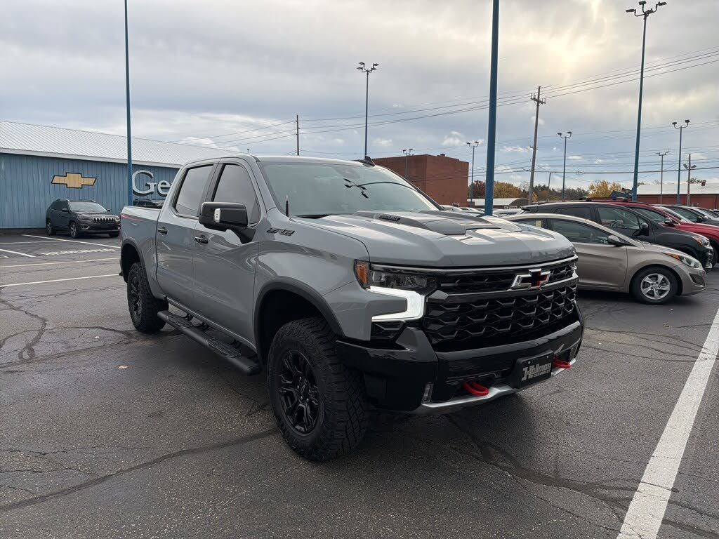 2024 Chevrolet Silverado 1500 ZR2 Crew Cab 4WD