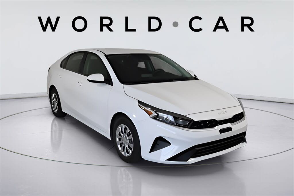 2024 Kia Forte LX FWD