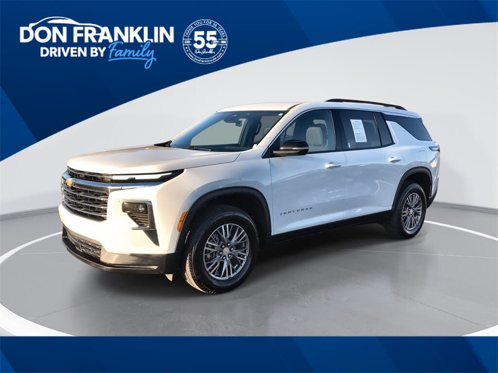 2025 Chevrolet Traverse LT FWD