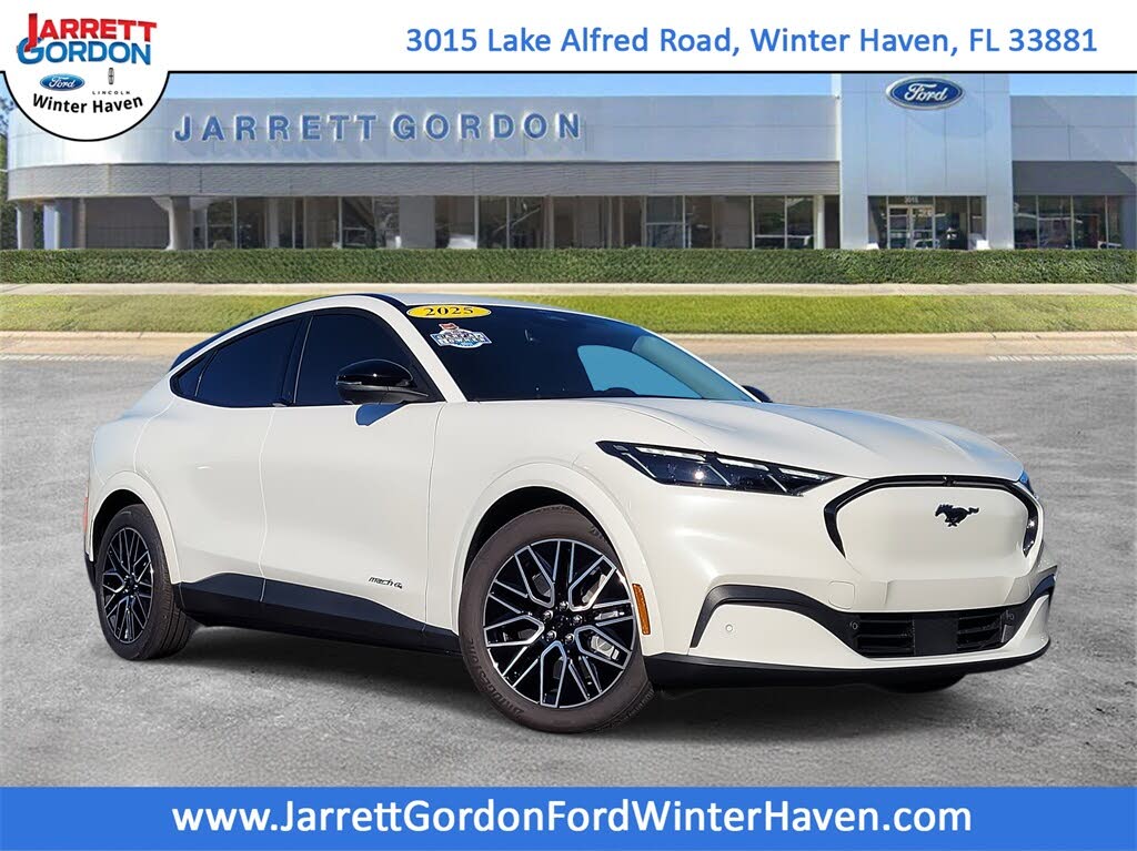 2025 Ford Mustang Mach-E Premium AWD