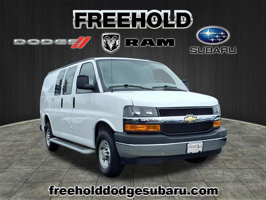 2024 Chevrolet Express Cargo 2500 RWD