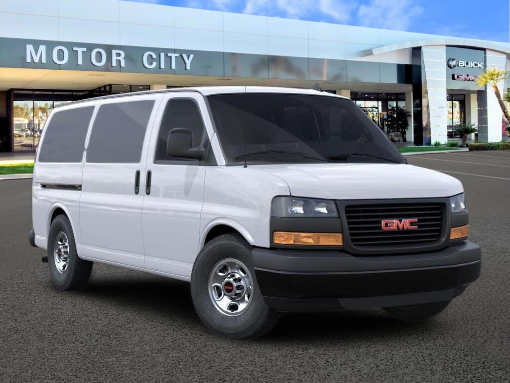 2025 GMC Savana Cargo 2500 RWD