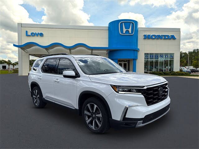 2025 Honda Pilot Touring AWD