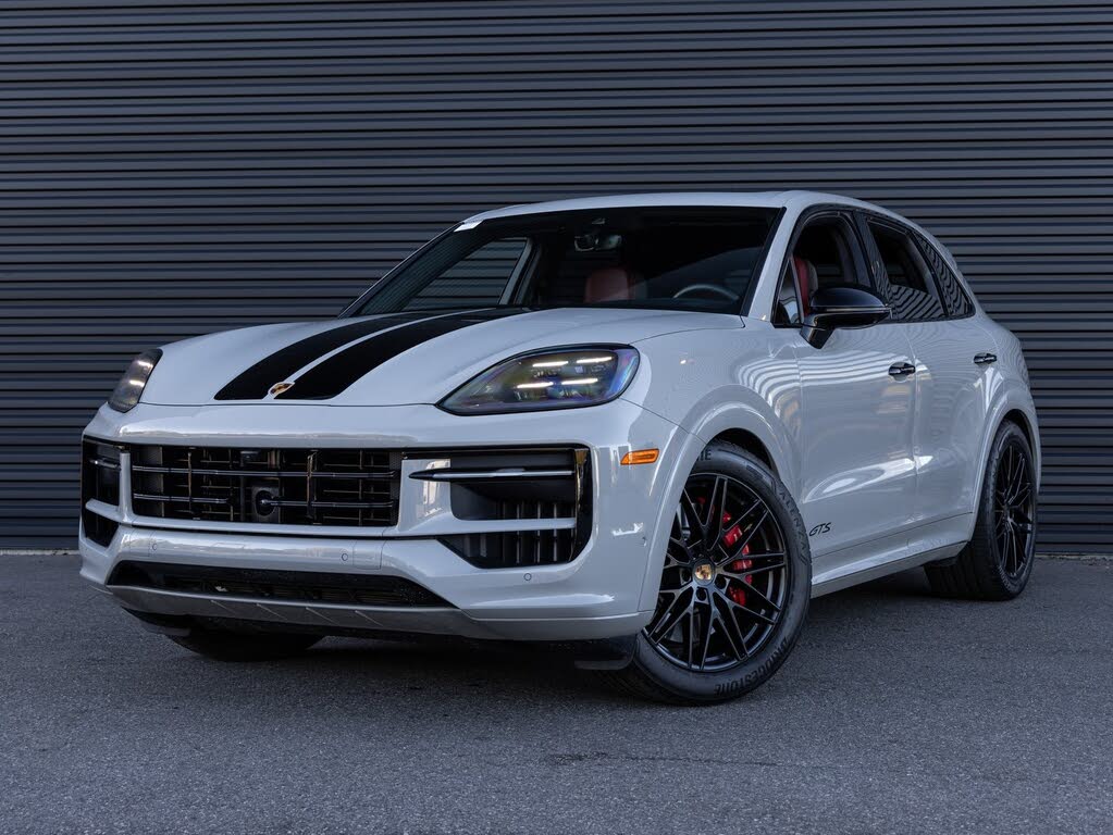 2025 Porsche Cayenne GTS AWD