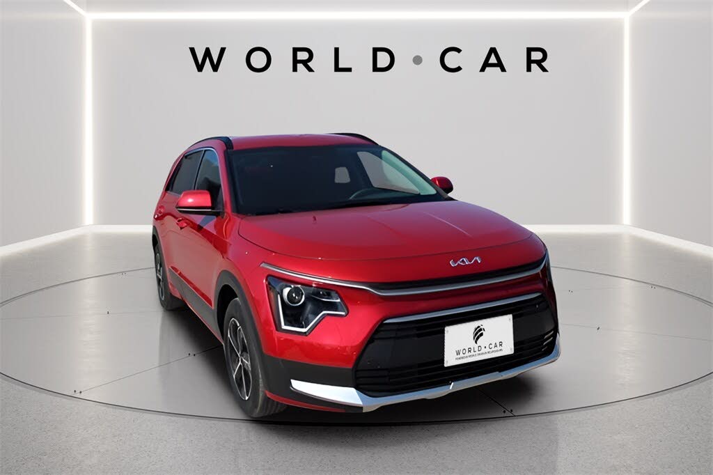 2025 Kia Niro LX FWD