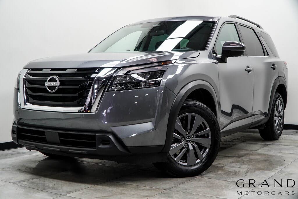 2025 Nissan Pathfinder SV 4WD