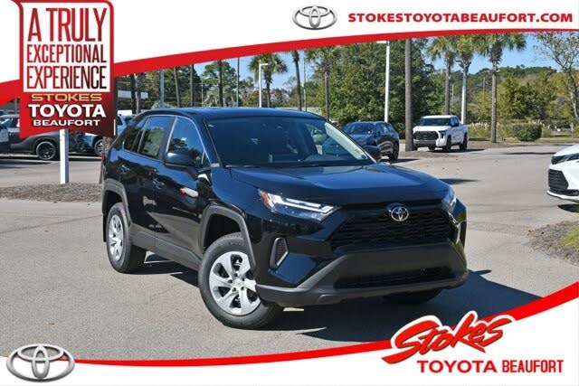 2025 Toyota RAV4 LE FWD