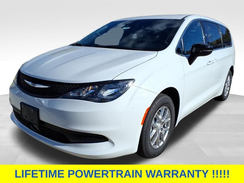 2026 Chrysler Voyager LX FWD