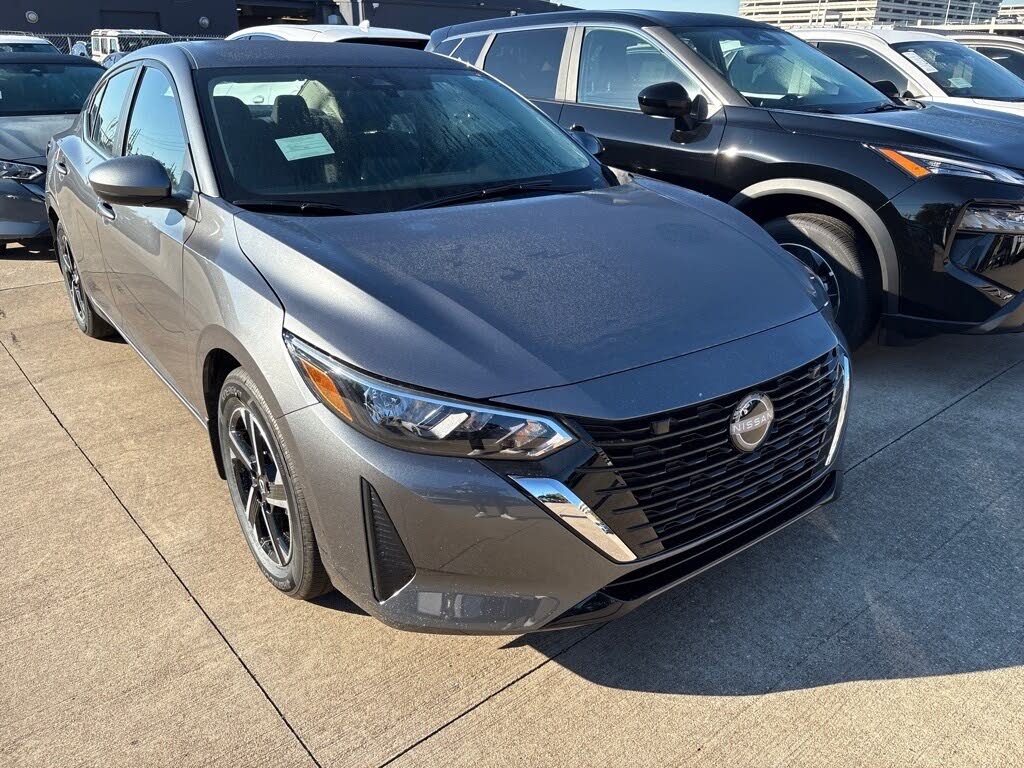 2025 Nissan Sentra SV FWD