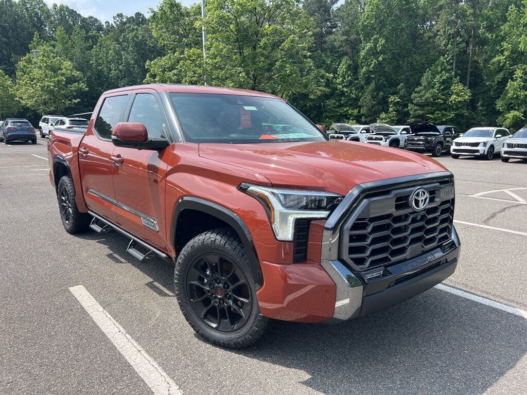 2025 Toyota Tundra Platinum CrewMax Cab 4WD
