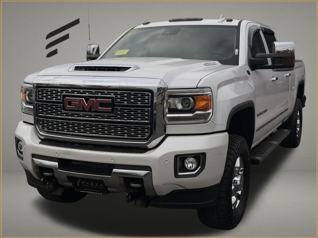 2018 GMC Sierra 3500HD Denali Crew Cab LB DRW 4WD