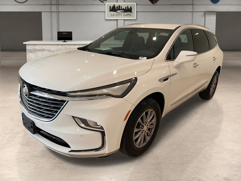 2022 Buick Enclave Essence FWD