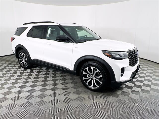 2026 Ford Explorer ST-Line RWD