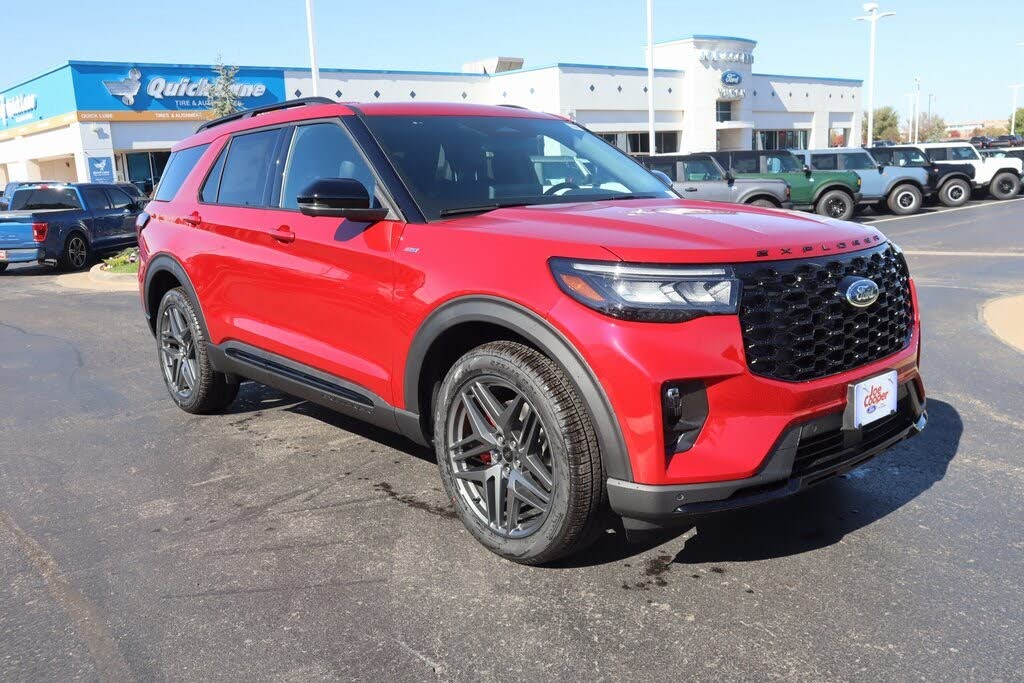 2026 Ford Explorer ST-Line AWD