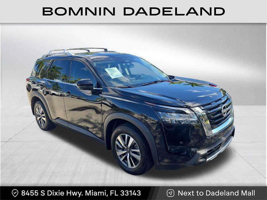 2024 Nissan Pathfinder SL FWD