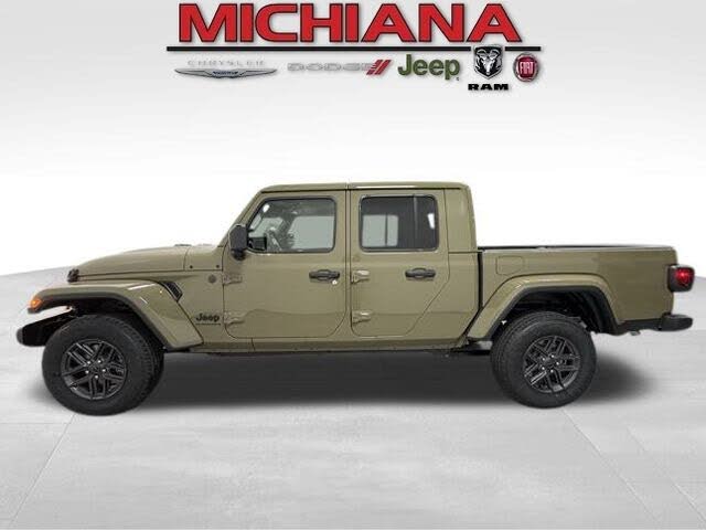 2026 Jeep Gladiator Sport S Crew Cab 4WD