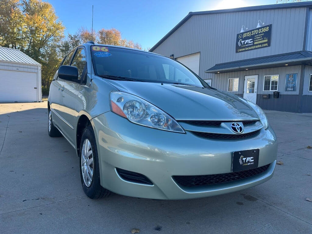 2006 Toyota Sienna LE 7-Passenger