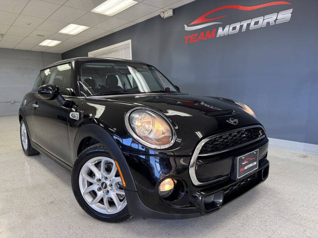 2015 MINI Cooper S 2-Door Hatchback FWD